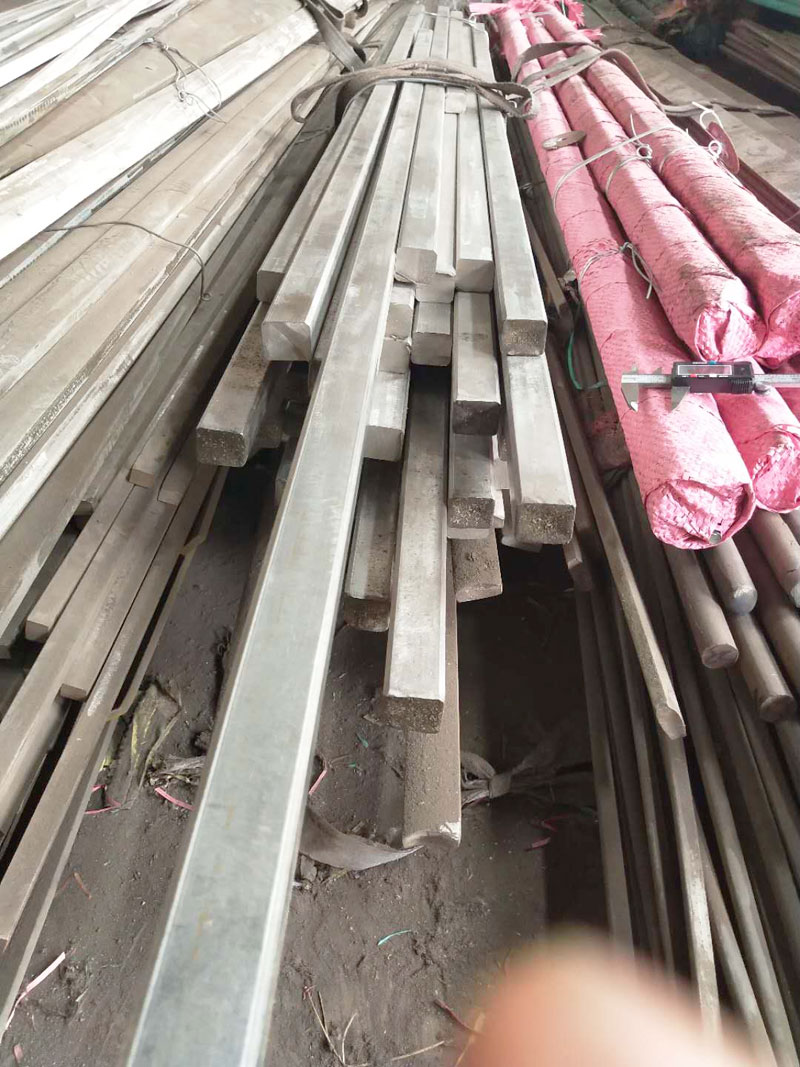 303���P䓷���